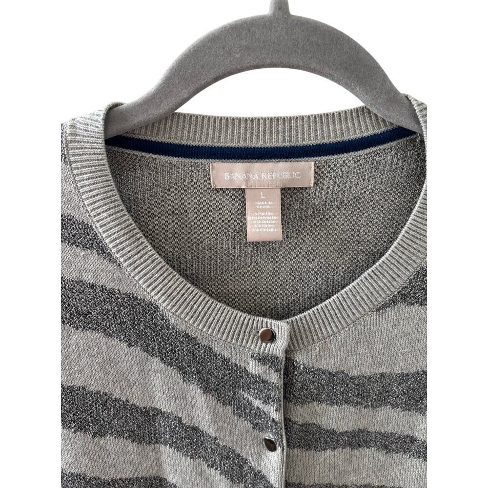Banana Republic Zebra Print Cardigan Sweater Women’s Large Gray Metallic Knit - Picture 9 of 10